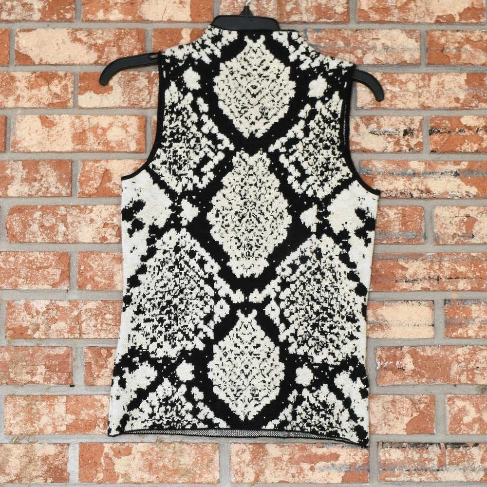 Tahari Sleeveless Sweater - Picture 1 of 5